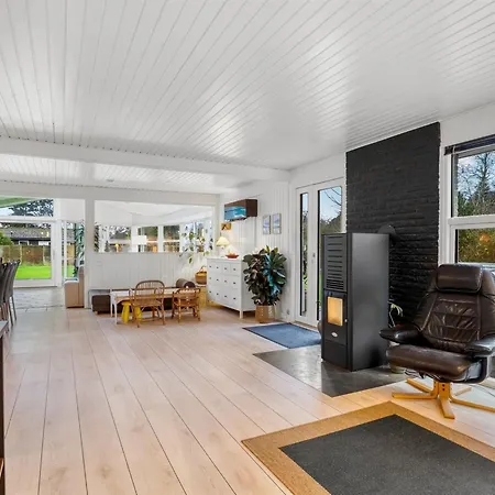 Timao - 750m From The Sea By Interhome Ferienhaus